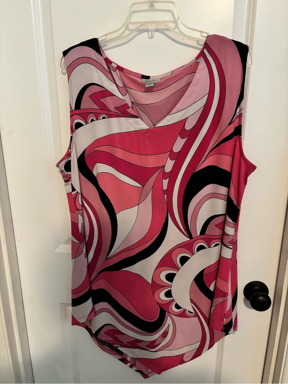 Avenue Pink, Blush & Black Geometric Swirl Sleeveless V-Neck Tunic Tank